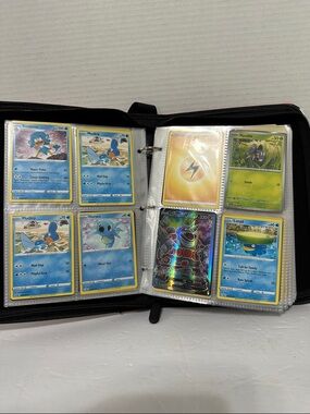 400 Pokemon Trading Cards in a 50 Page Binder Great for Beginner